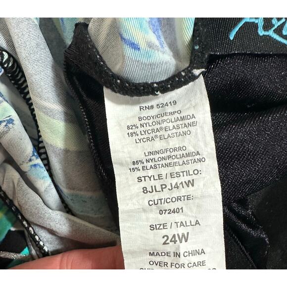 Azul Tankini Swimsuit Womens 24W Tropical Floral Green Blue Black Pool Beach - Picture 5 of 8